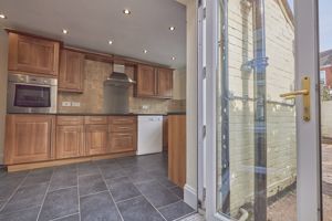 Kitchen- click for photo gallery